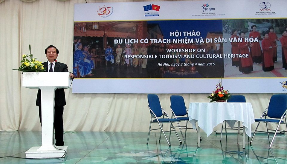 Phó Tổng cục trưởng Tổng cục Du lịch Hà Văn Siêu phát biểu tại hội thảo